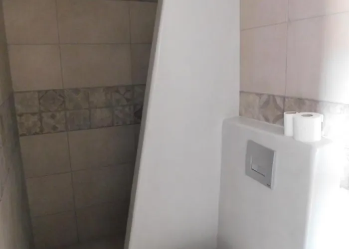 Sasa Estate Fira (Santorini)