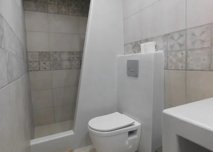 아파트 Sasa Estate